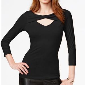 GUESS Three quarter sleeve keyhole top in DESERT BLUE